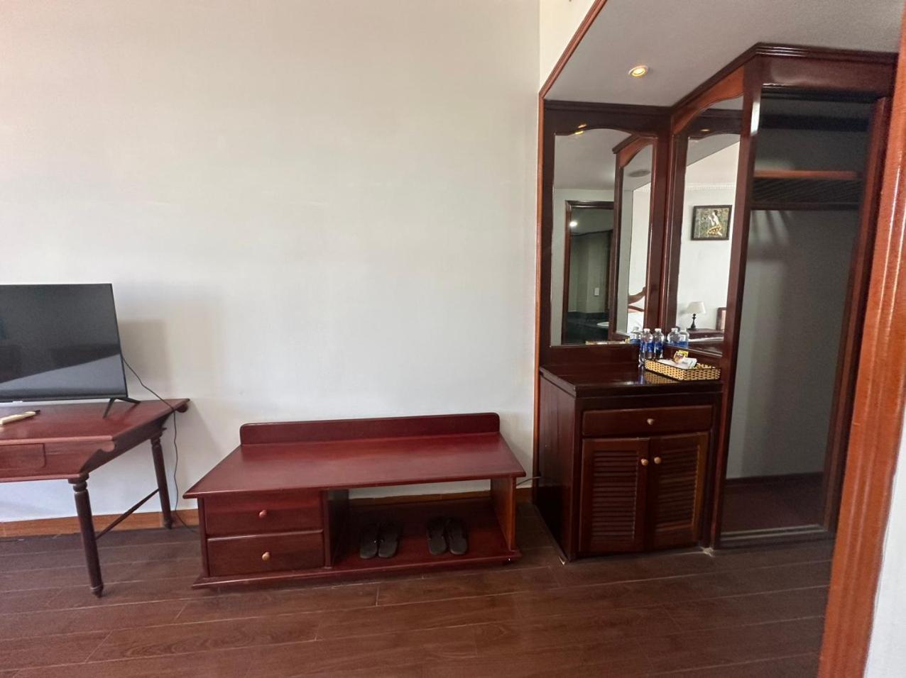 Ngoc Thu Hotel Soc Trang Exterior photo