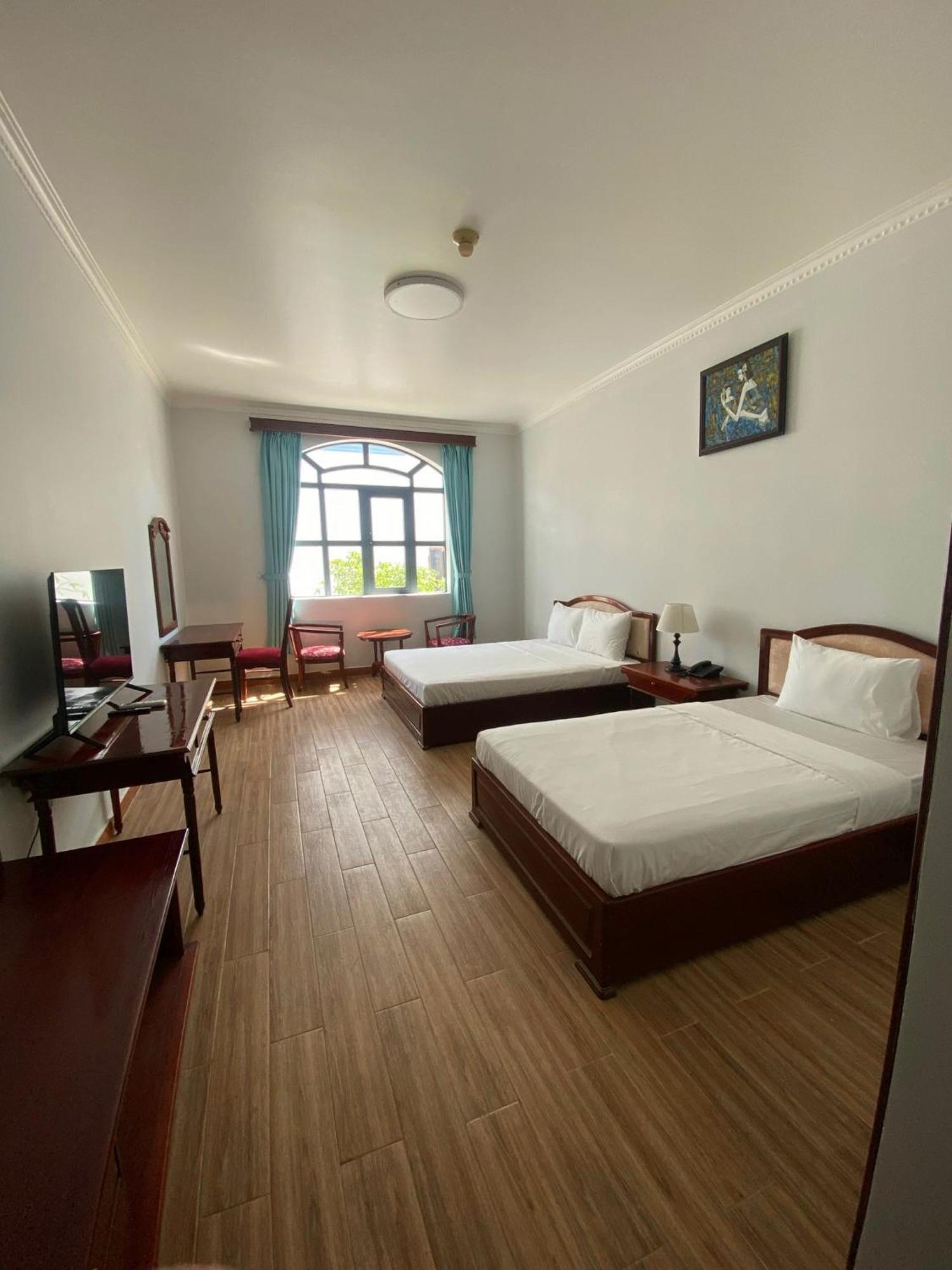 Ngoc Thu Hotel Soc Trang Exterior photo
